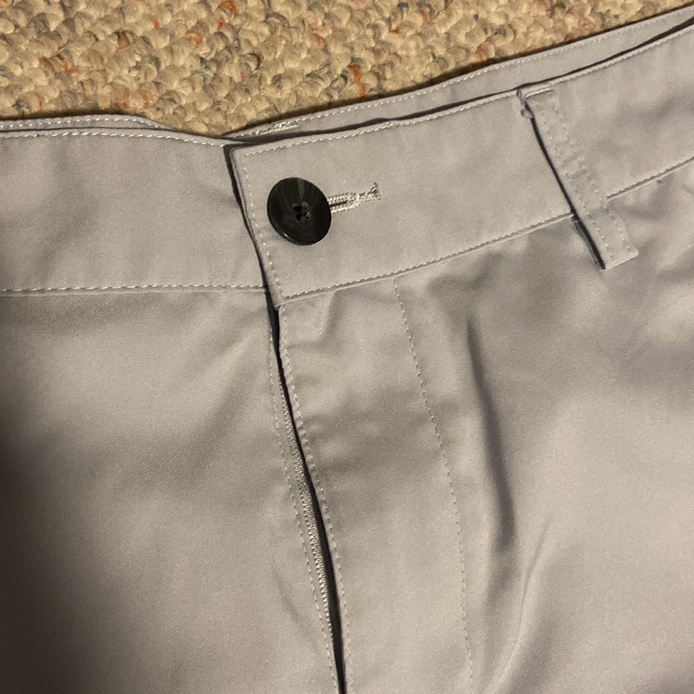 Men’s Adidas Golf Shorts - Picture 4 of 6